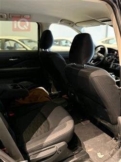 نیسان پاسفایندەر